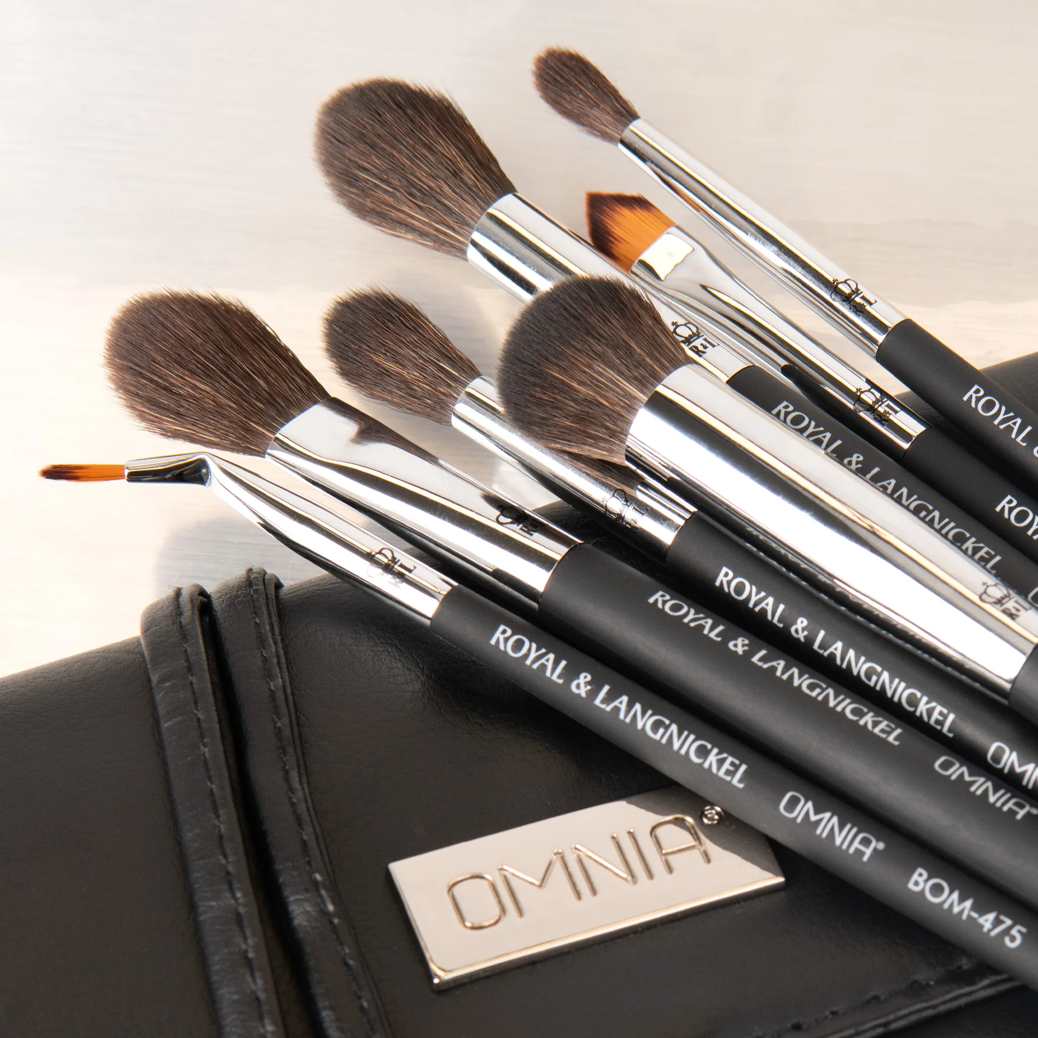 OMNIA® Artist Patrick Santa Ana 8pc Bundle - Image 3
